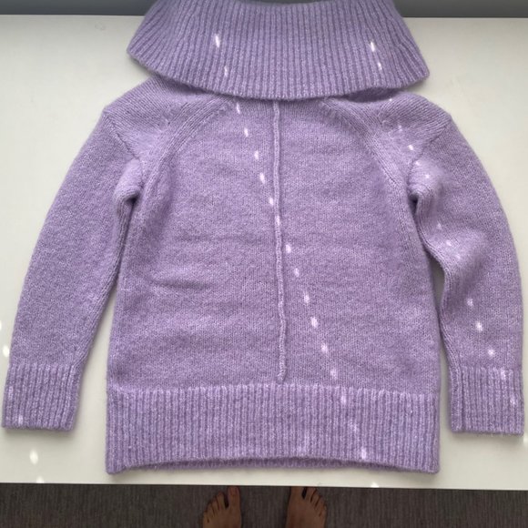 2 NWT Banana Republic Wool Sweaters - Picture 9 of 9